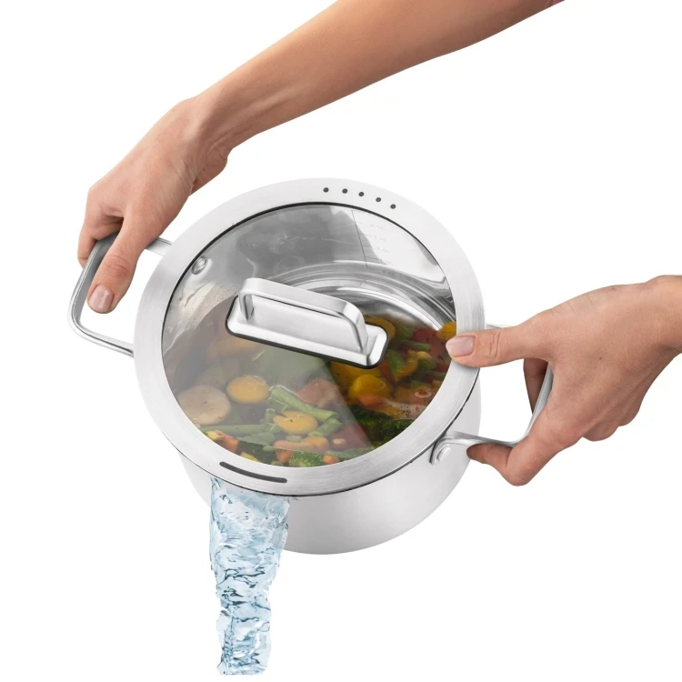 zestaw-garnkow-nierdzewnych-z-pokrywkami-starke-pr-5903313466974 (1).jpg